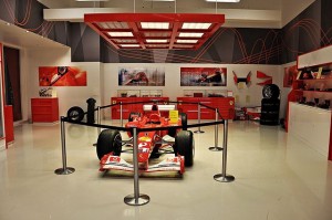 Ferrari_world parc attraction abu dhabi